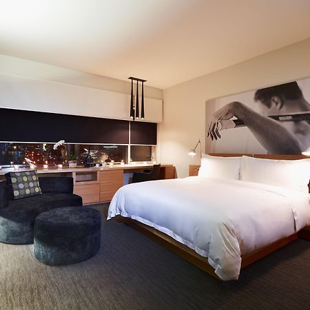 Le Germain Hotel Maple Leaf Square Торонто Номер фото