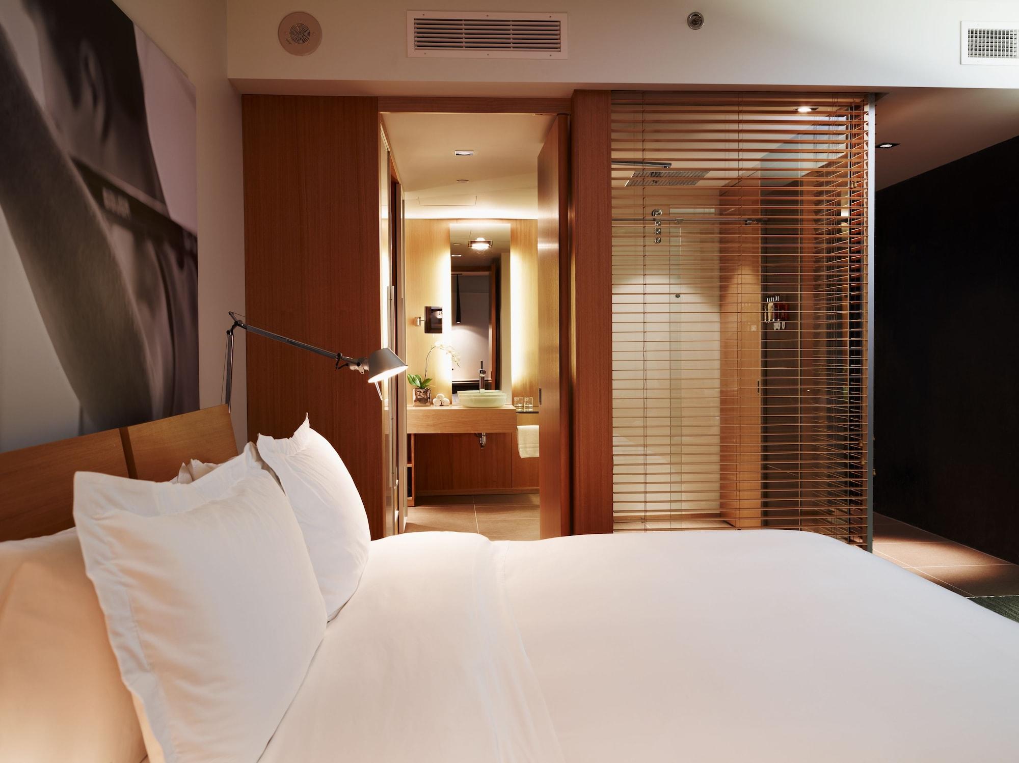 Le Germain Hotel Maple Leaf Square Торонто Номер фото
