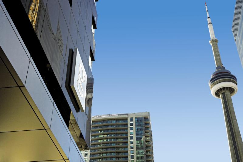 Le Germain Hotel Maple Leaf Square Торонто Экстерьер фото