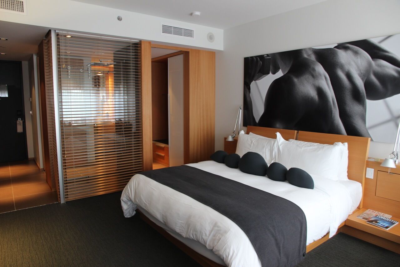 Le Germain Hotel Maple Leaf Square Торонто Экстерьер фото
