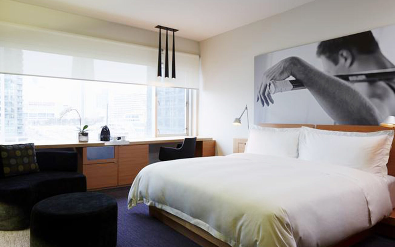 Le Germain Hotel Maple Leaf Square Торонто Экстерьер фото